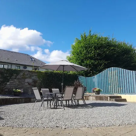 Beautiful Within Walking Distance To Kenmare