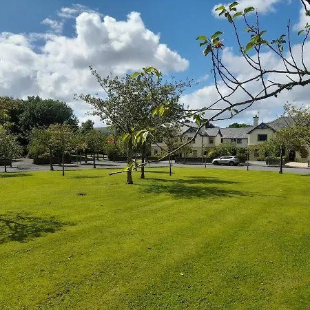 Beautiful Within Walking Distance To Feriehus