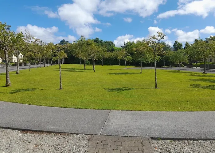 Beautiful Within Walking Distance To בית נופש קנמארה